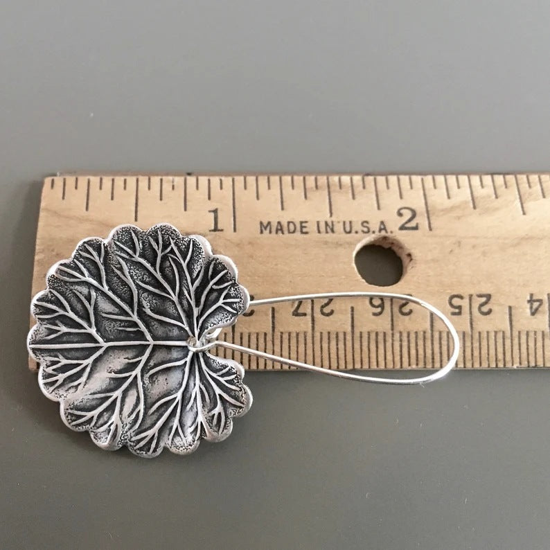 Wholesale Vintage Fashion Leaf Alloy Earrings